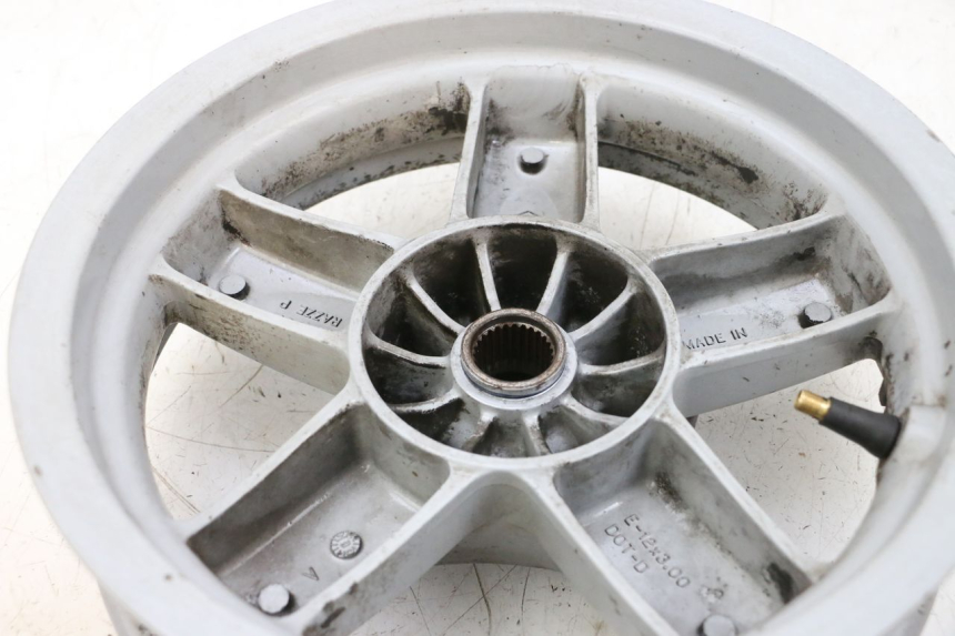 photo de JANTE ARRIERE PIAGGIO X8 125 (2004 - 2007) - Zoom état d’usage