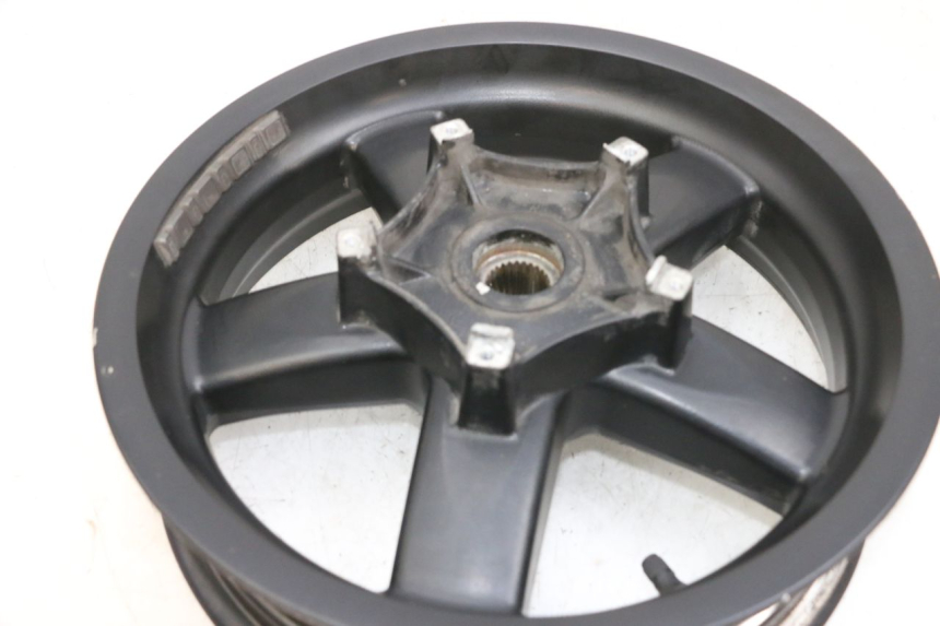 photo de JANTE ARRIERE PIAGGIO XEVO - X EVO 125 (2007 - 2017) - Vue rapprochée