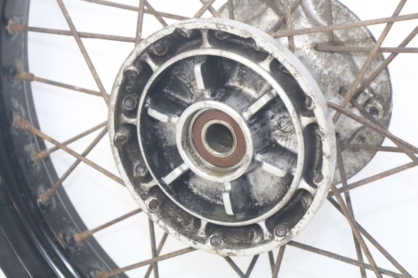 photo de JANTE ARRIERE SUZUKI XF FREEWIND 650 (1997 - 2003) - Focus structure