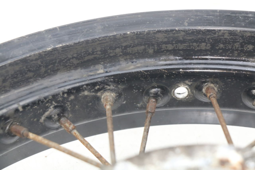 photo de JANTE ARRIERE SUZUKI XF FREEWIND 650 (1997 - 2003) - Points de fixation