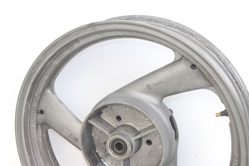 photo de JANTE ARRIERE YAMAHA XJN DIVERSION 600 (2000 - 2003) - Zoom état d’usage