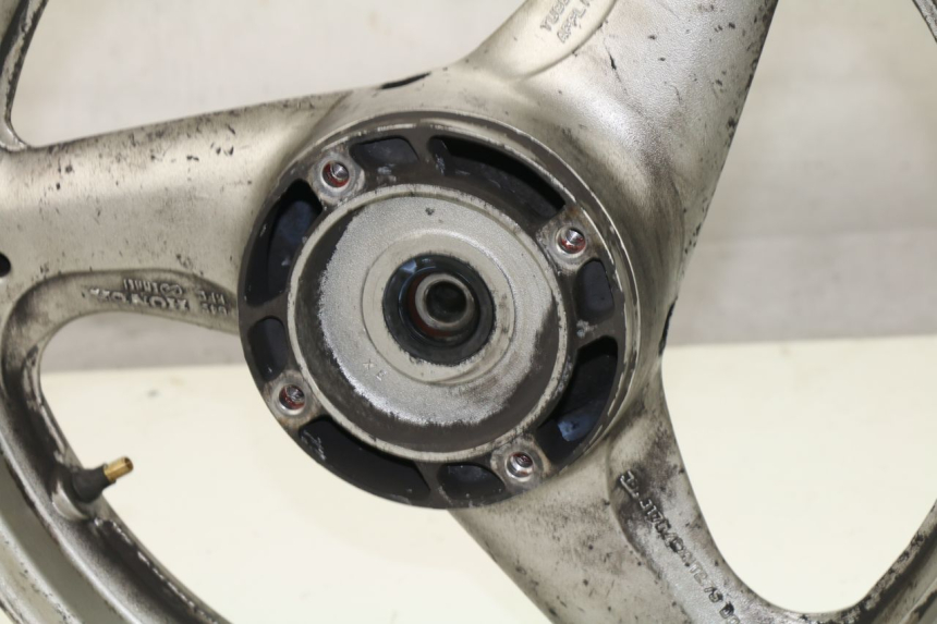 photo de JANTE ARRIERE HONDA XLV VARADERO 125 (2000 - 2006) - État de surface