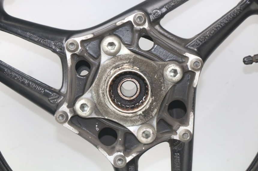 photo de JANTE ARRIERE YAMAHA XP T-MAX TMAX 500 (2008 - 2012) - Détails caractéristiques