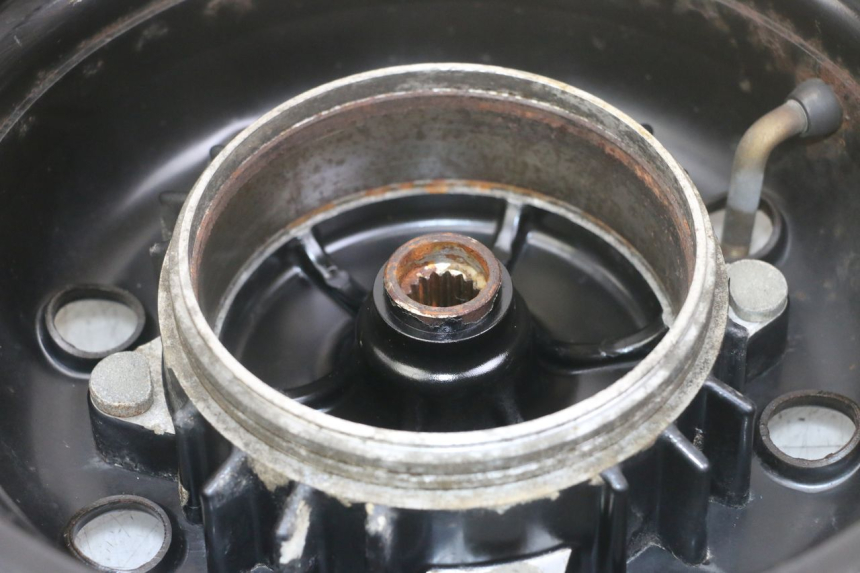 photo de JANTE ARRIERE YAMAHA BW'S NG NEXT GENERATION 50 (1996 - 2003) - Points de fixation