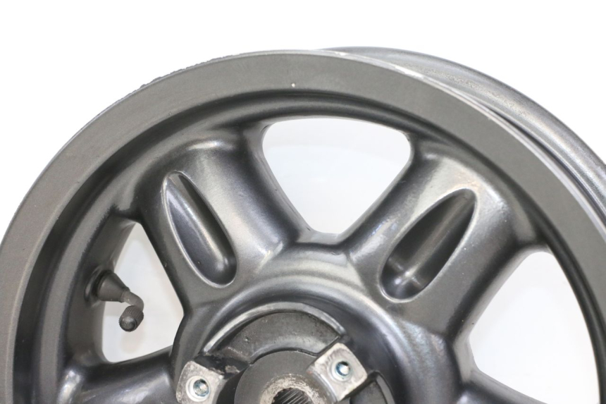 photo de JANTE ARRIERE YAMAHA YP MAJESTY 125 (2007 - 2010) - Points de fixation