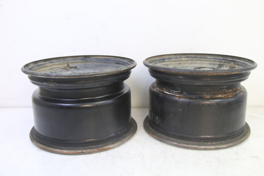 photo de JANTE ARRIERE YAMAHA YFM GRIZZLY 550 (2008 - 2015) - État de surface