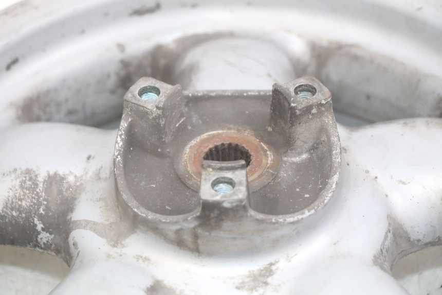 photo de JANTE ARRIERE YAMAHA YP MAJESTY 125 (1998 - 2001) - Vue d’ensemble