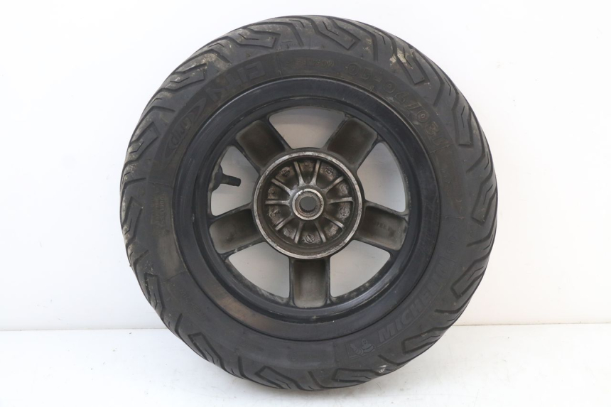 photo de JANTE ARRIERE PIAGGIO ZIP 4T 50 (2018 - 2020) - Gros plan technique