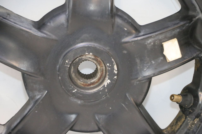 photo de JANTE ARRIERE PIAGGIO ZIP 4T 50 (2018 - 2020) - Autre angle de vue