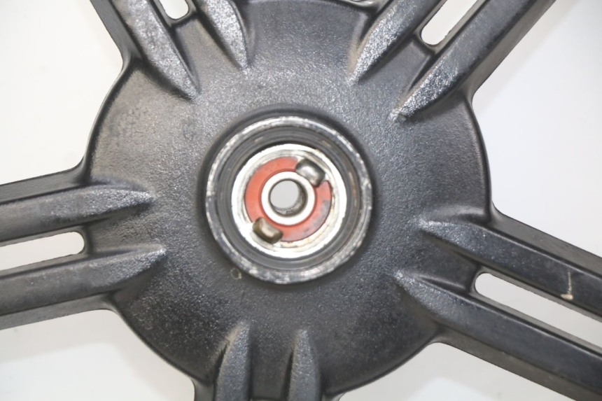 photo de JANTE AVANT KYMCO AGILITY 16+ 4T 50 (2018 - 2023) - Photo complémentaire