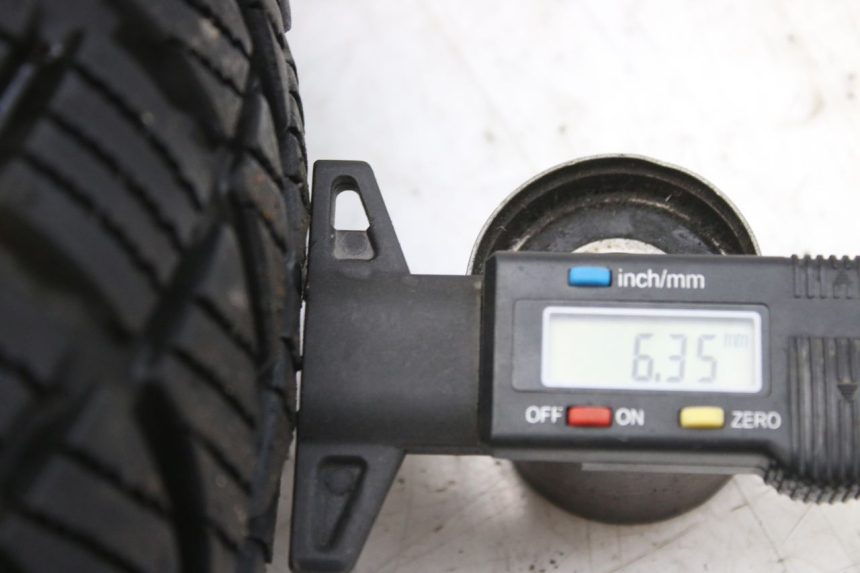 photo de JANTE AVANT KYMCO AGILITY 4T 50 (2005 - 2018) - Vue rapprochée