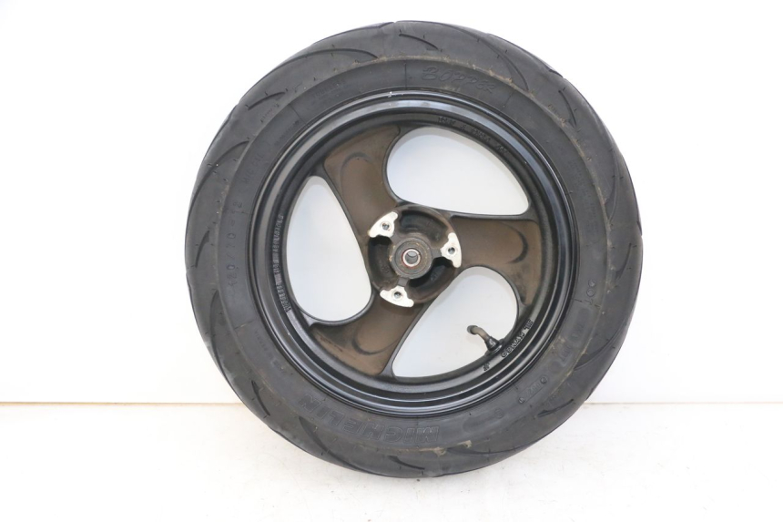 photo de JANTE AVANT KYMCO AGILITY 4T 50 (2018 - 2022) - Points de fixation