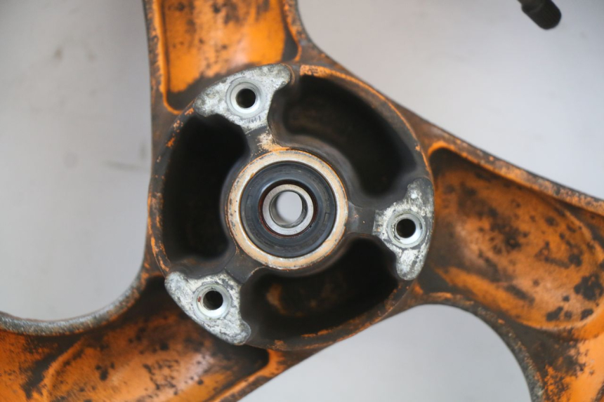 photo de JANTE AVANT KYMCO AGILITY FR 2T 50 (2012 - 2017) - État de surface