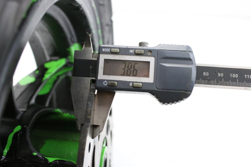 photo de JANTE AVANT KYMCO AGILITY NAKED RENOUVO 4T 50 (2018 - 2020) - Points de fixation