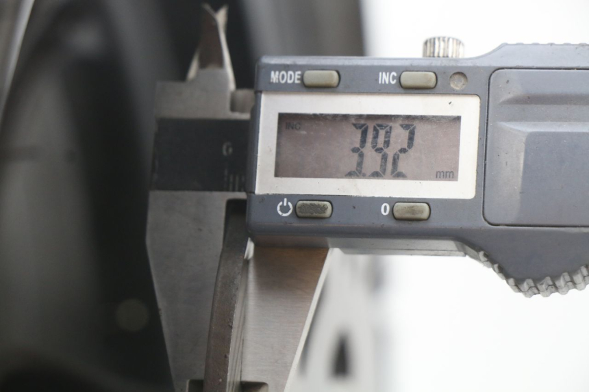 photo de JANTE AVANT KYMCO AGILITY RS 2T 50 (2009 - 2013) - Détail de la pièce