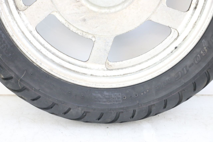 photo de Front wheel rim HYOSUNG GV AQUILA 125 (2000 - 2009) - Marquages et références