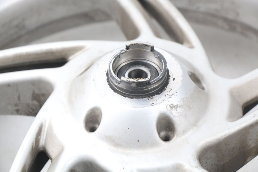 photo de JANTE AVANT APRILIA ATLANTIC 125 (2003 - 2009) - Vue produit