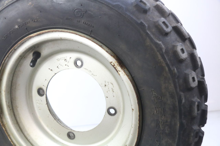 photo de JANTE AVANT YAMAHA BLASTER 200 (2003 - 2007) - Gros plan technique