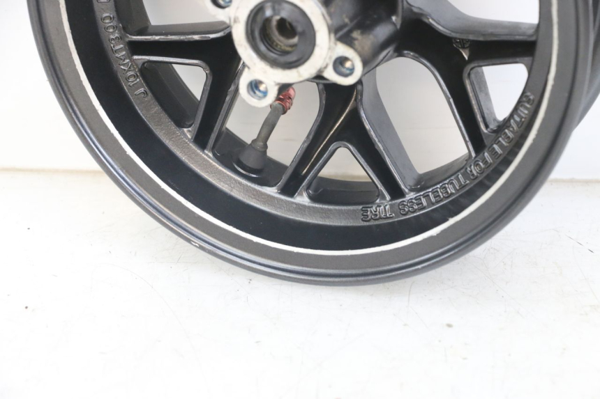 photo de JANTE AVANT MBK BOOSTER SPIRIT 50 (2004 - 2017) - Gros plan technique