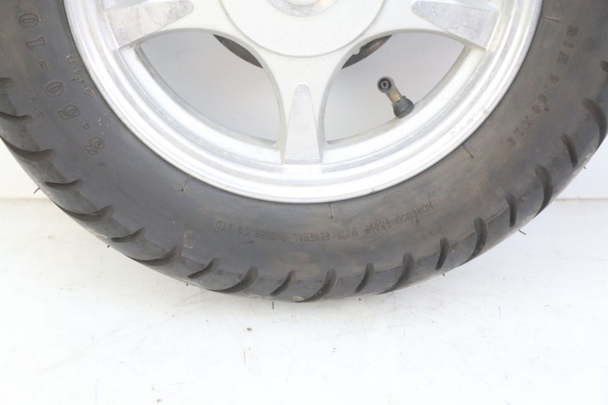 photo de JANTE AVANT BAOTIAN BT 49 QT-9 50 (2006 - 2010) - Gros plan technique