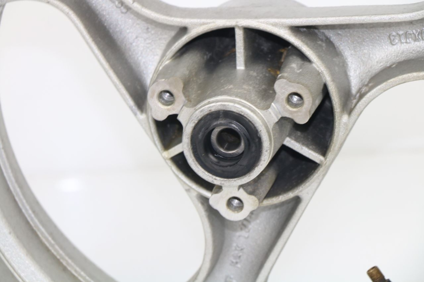 photo de JANTE AVANT BAOTIAN BT SPEEDROAD 125 (2008 - 2012) - Autre angle de vue