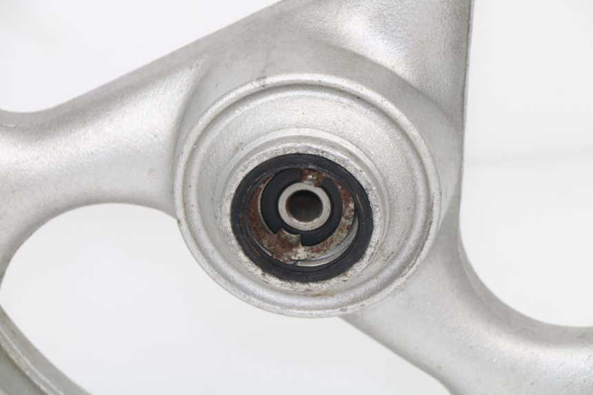 photo de JANTE AVANT BAOTIAN BT SPEEDROAD 125 (2008 - 2012) - État de surface