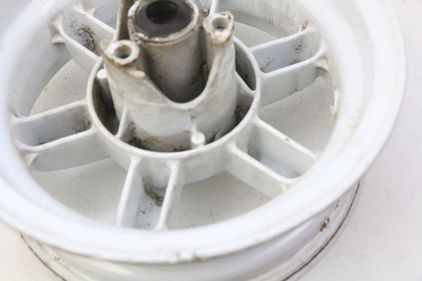 photo de JANTE AVANT YAMAHA BW'S 50 (1999 - 2003) - Gros plan technique