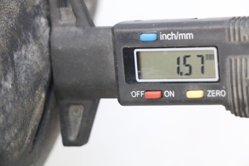 photo de JANTE AVANT HONDA CBR RR FIREBLADE 900 (1992 - 1994) - Détail de la pièce