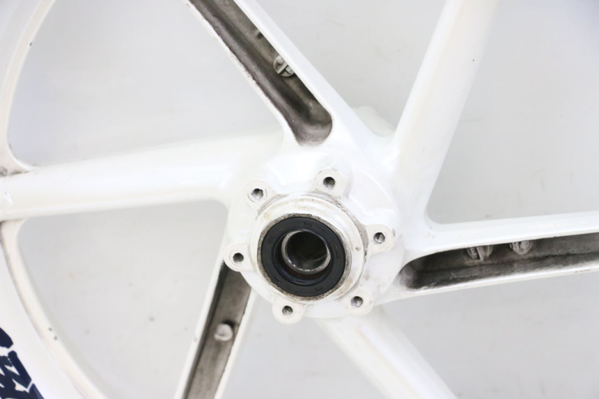 photo de JANTE AVANT HONDA CBR RR FIREBLADE 900 (1992 - 1994) - Vue produit