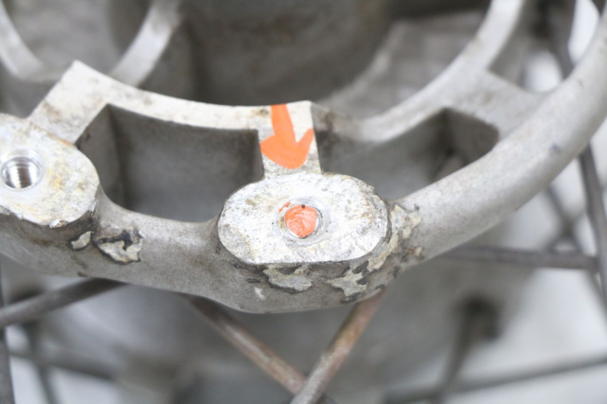 photo de JANTE AVANT SHERCO CITY CORP 125 (2003 - 2007) - Zoom composants