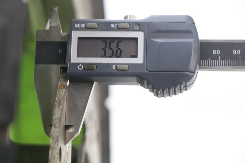 photo de JANTE AVANT REVATTO CITYONE 50 (2006 - 2008) - Zoom état d’usage