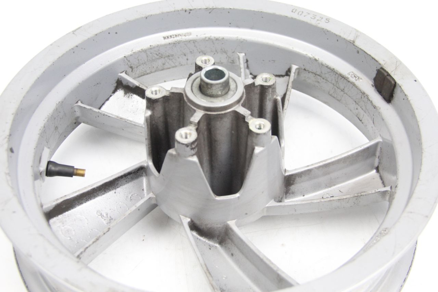 photo de JANTE AVANT PEUGEOT CITYSTAR 50 (2013 - 2017) - Points de fixation