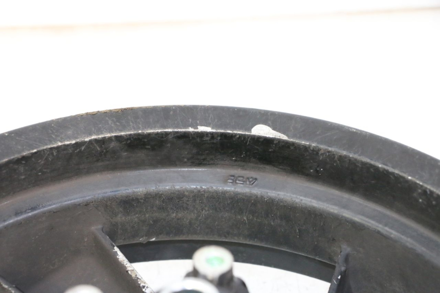 photo de JANTE AVANT PEUGEOT CITYSTAR 50 (2013 - 2017) - Points de fixation