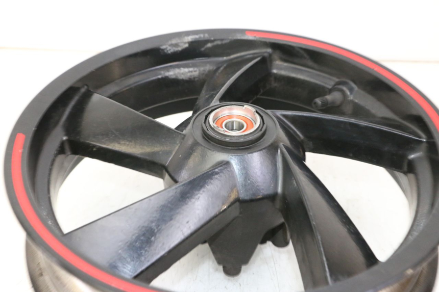 photo de JANTE AVANT PEUGEOT CITYSTAR 50 (2013 - 2017) - Zoom composants