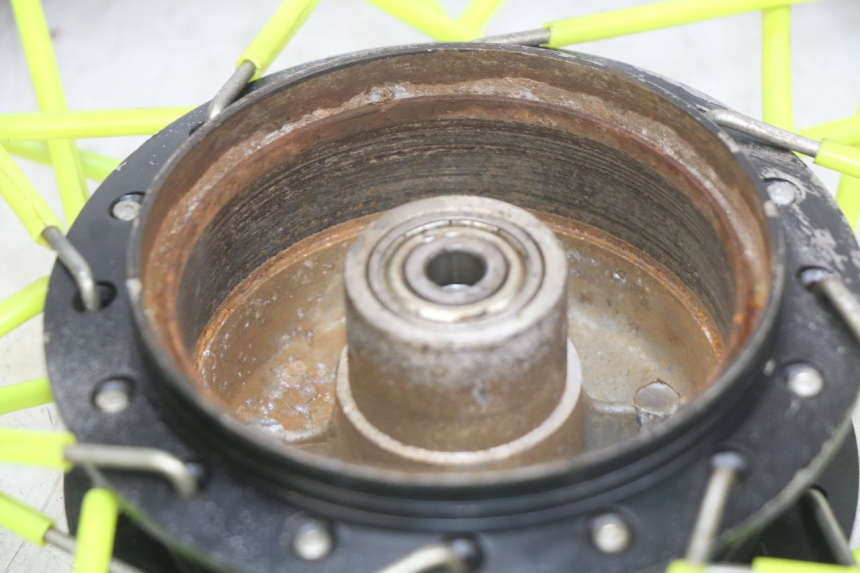 photo de JANTE AVANT JIANSHE COYOTE 80 - Détails caractéristiques