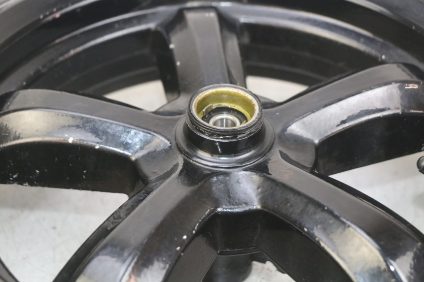 photo de JANTE AVANT SYM CROX 4T 50 (2016 - 2023) - Zoom état d’usage