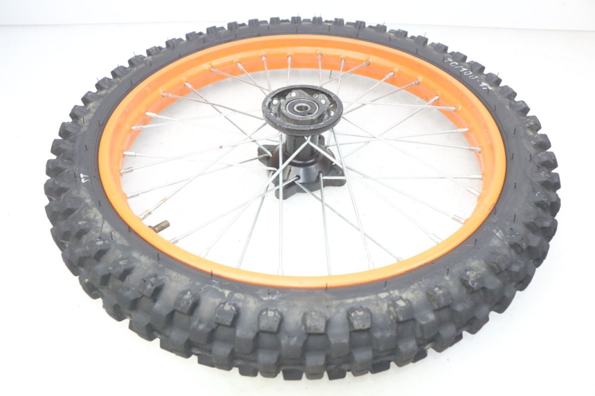 photo de JANTE AVANT CCR DIRT BIKE 110 - Gros plan technique