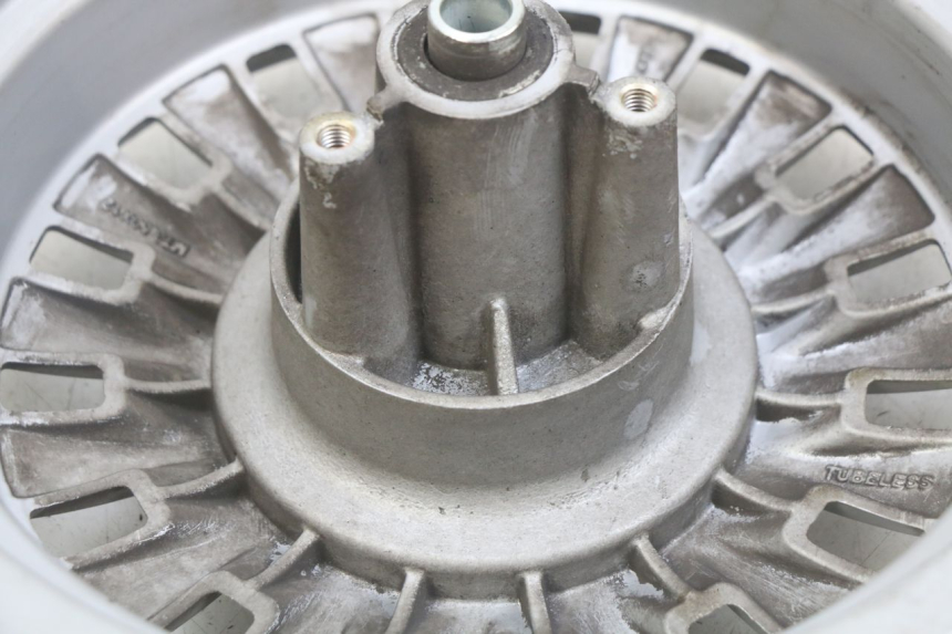 photo de JANTE AVANT PEUGEOT DJANGO 4T 50 (2014 - 2019) - Détail de la pièce