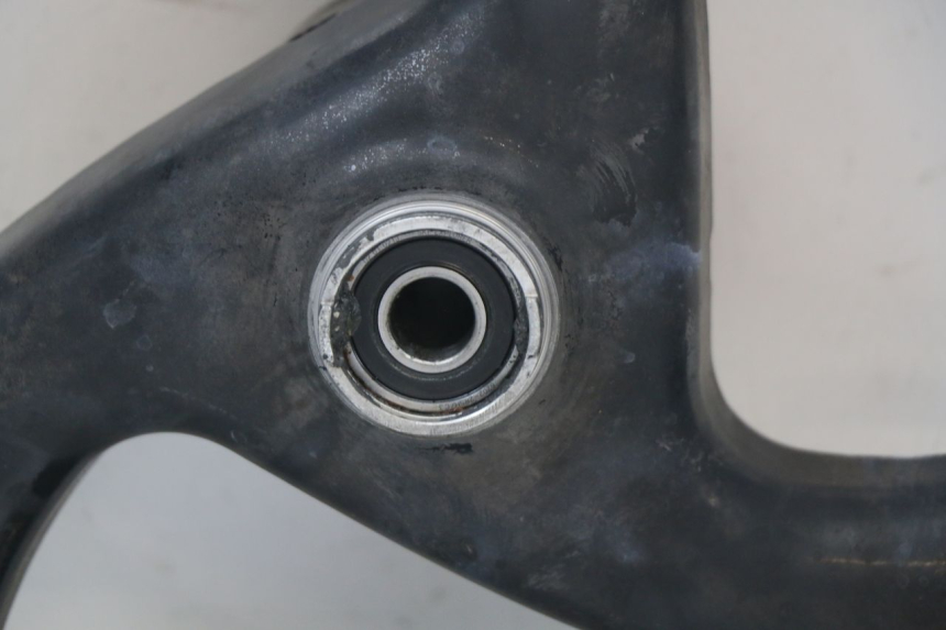 photo de JANTE AVANT PEUGEOT ELYSTAR 50 (2002 - 2014) - Autre angle de vue