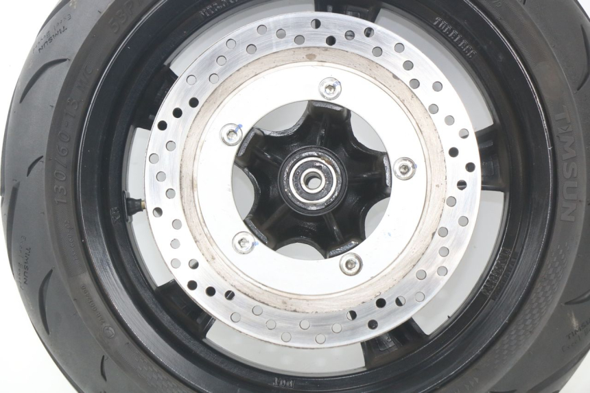 photo de JANTE AVANT JM MOTORS F45i 4T 50 (2020 - 2023) - Zoom composants