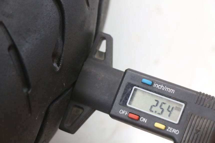 photo de JANTE AVANT HONDA FES PANTHEON 2T 125 (1998 - 2002) - Zoom composants