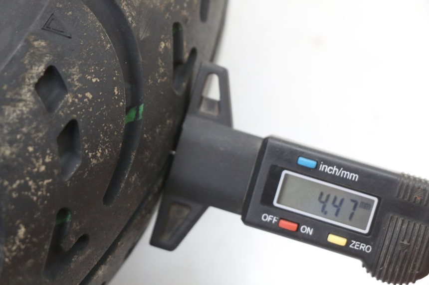 photo de JANTE AVANT SYM FIDDLE 2 50 (2008 - 2013) - Vue rapprochée