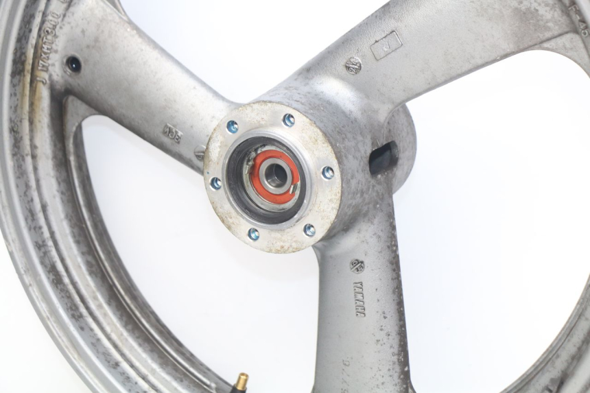 photo de JANTE AVANT YAMAHA FJ 3CX 1200 (1986 - 1996) - Gros plan technique
