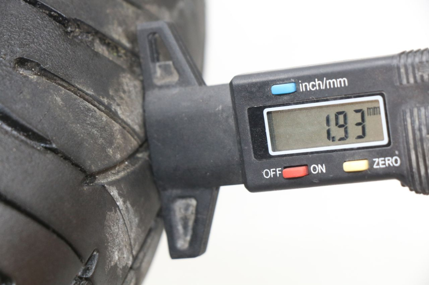 photo de JANTE AVANT YAMAHA FJR ABS 1300 (2006 - 2012) - Zoom état d’usage