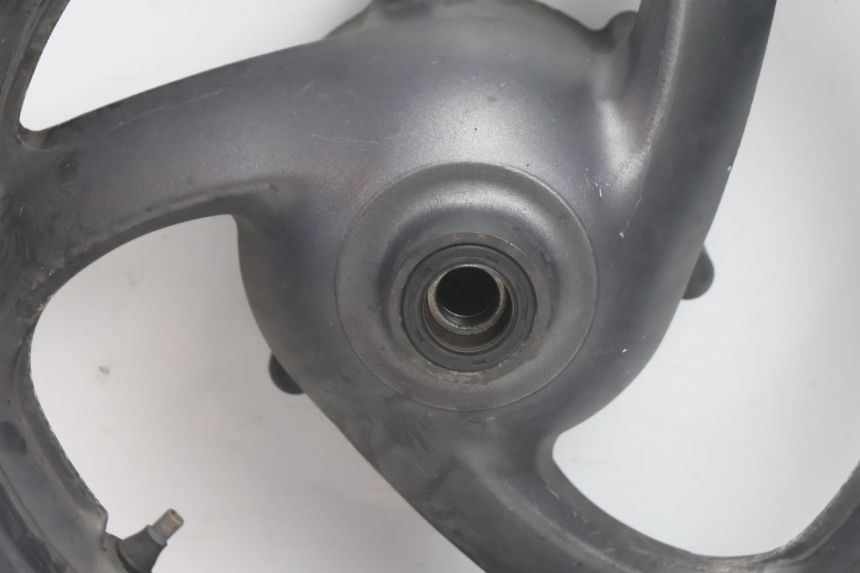 photo de JANTE AVANT HONDA FJS SILVER WING SILVERWING 400 (2005 - 2008) - Autre angle de vue