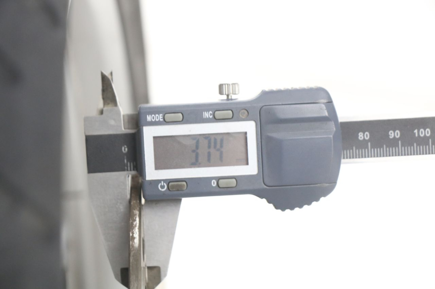 photo de JANTE AVANT MBK FLIPPER 115 (2013 - 2017) - Points de fixation