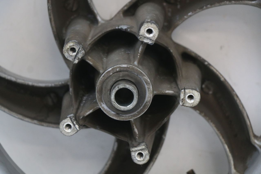 photo de JANTE AVANT PIAGGIO FLY 2T 50 (2004 - 2017) - État de surface