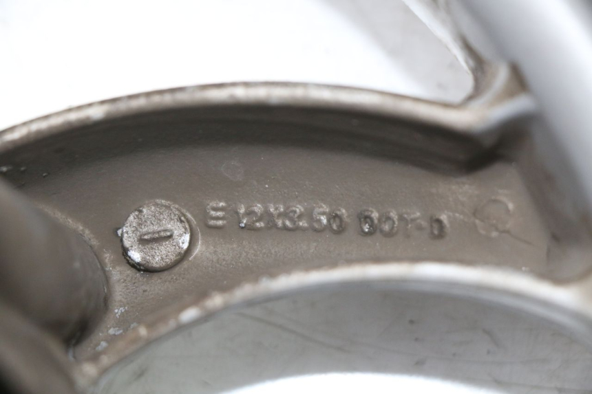 photo de JANTE AVANT PIAGGIO FLY 2T 50 (2004 - 2017) - Marquages et références