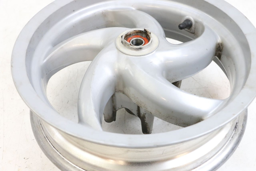 photo de JANTE AVANT PIAGGIO FLY 2T 50 (2004 - 2017) - Détails caractéristiques