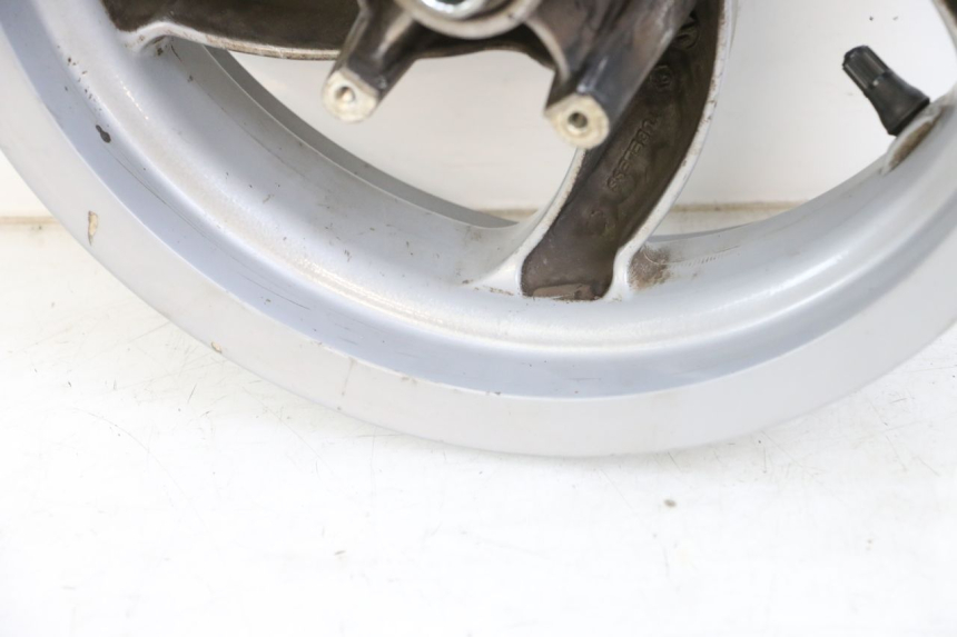 photo de JANTE AVANT PIAGGIO FLY 2T 50 (2004 - 2017) - Zoom état d’usage